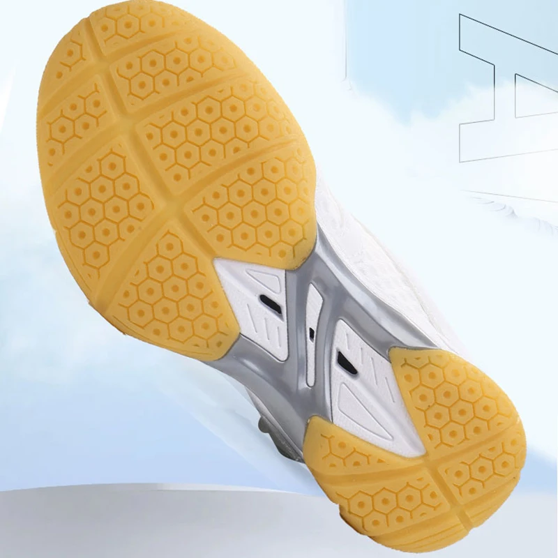 Breathable Mens Womens Badminton Shoes Lightweight Professional Training Sneakers Couple Anti Slip Volleyball Tennis Sport Shoes