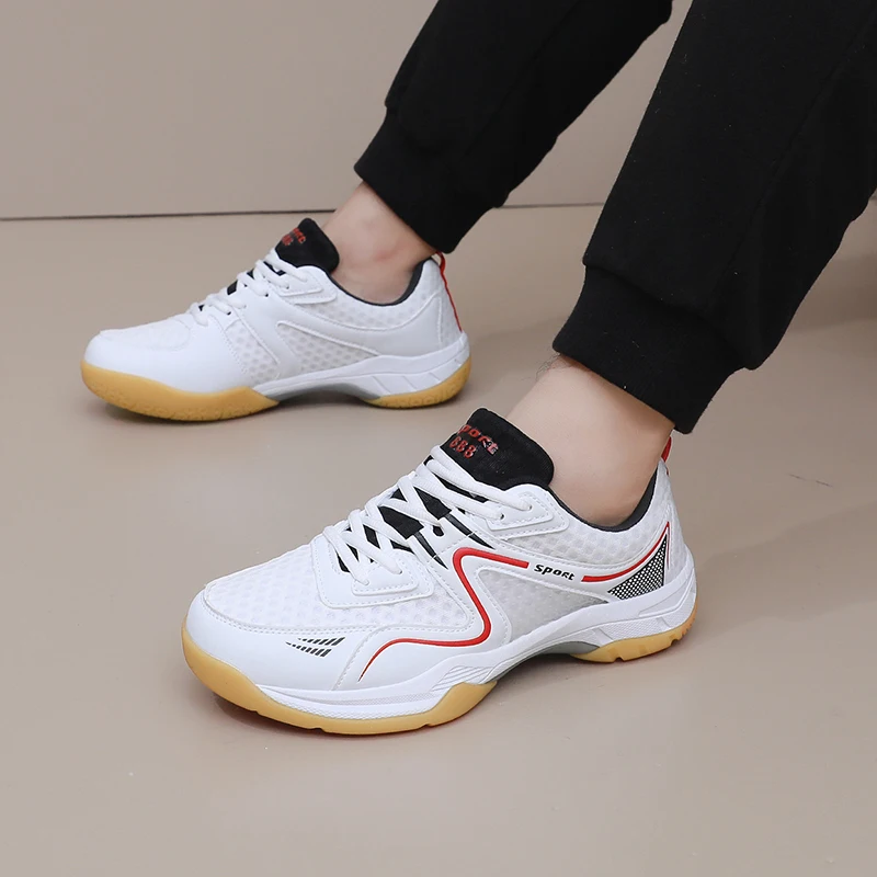 Breathable Mens Womens Badminton Shoes Lightweight Professional Training Sneakers Couple Anti Slip Volleyball Tennis Sport Shoes