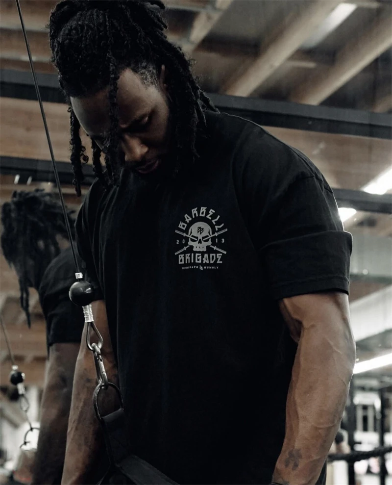 BARBELL BRIGADE Gym Fitness T-shirt Loose Oversize Cotton Men Short Sleeves Bodybuilding Sports Tee Summer Training Workout Tops