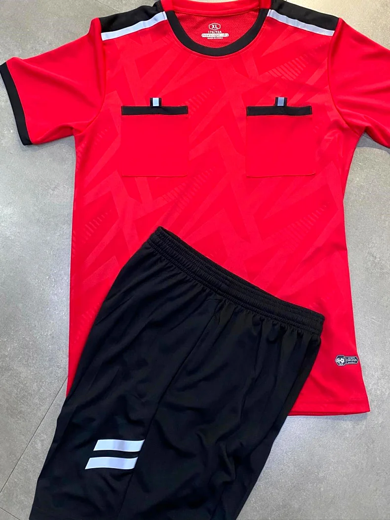 Football Kits 2025 Men Referee Uniforms Soccer Football Jerseys Shirts Pockets Judge Short Sleeve Team Shirt Sportswear Clothes