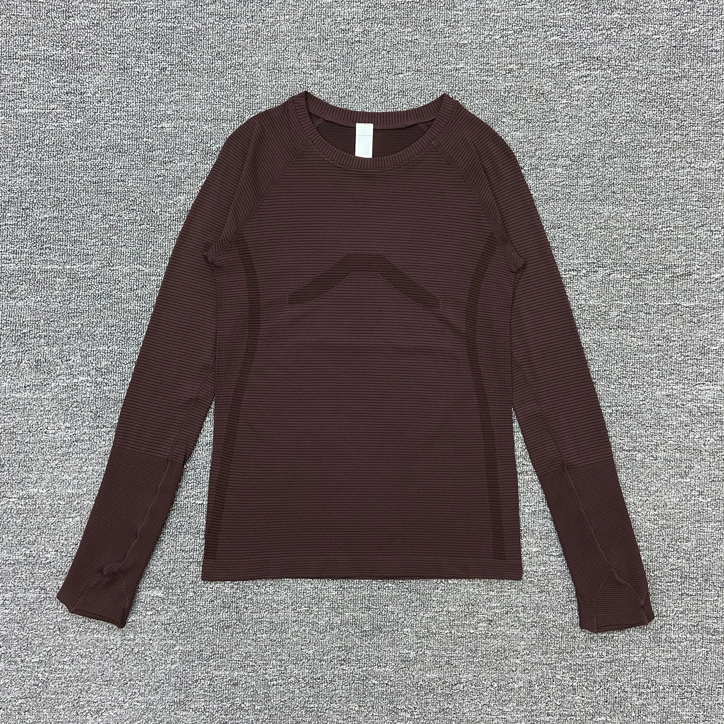 Women's Slim Fit Long Sleeve Yoga Sports Top Breathable Stretch Seamless Pilates Training T-Shirt Fitness Running Shirt T-shirt