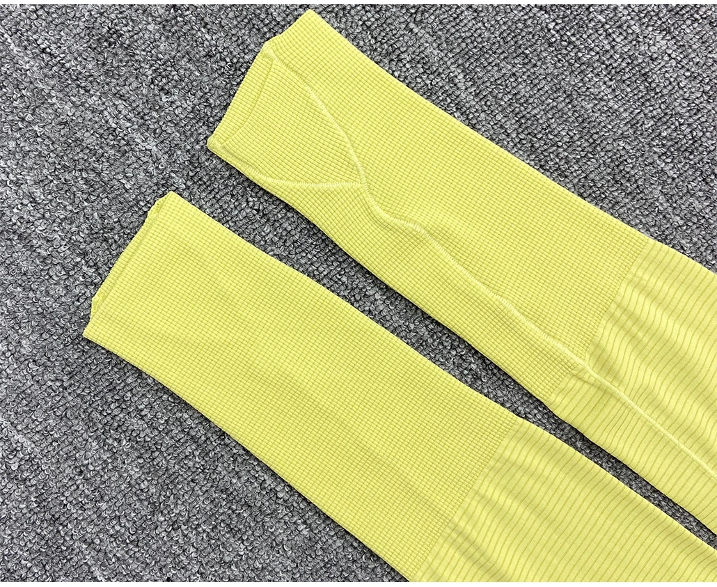 Women's Slim Fit Long Sleeve Yoga Sports Top Breathable Stretch Seamless Pilates Training T-Shirt Fitness Running Shirt T-shirt