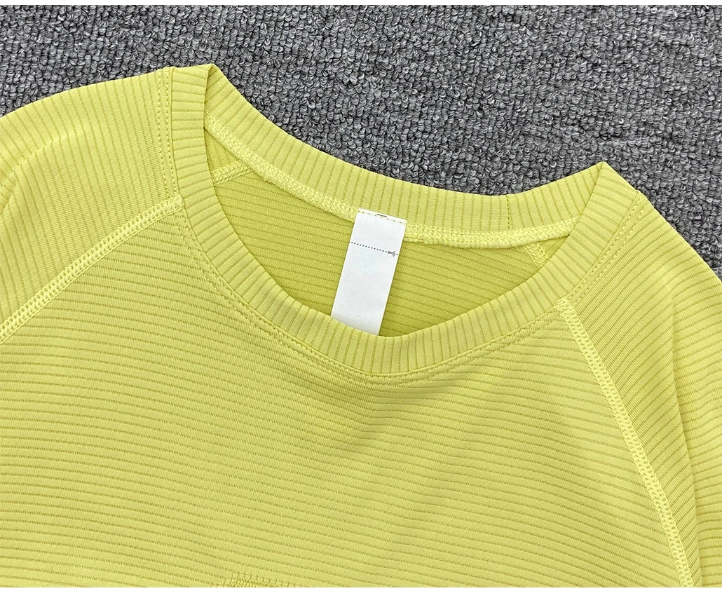 Women's Slim Fit Long Sleeve Yoga Sports Top Breathable Stretch Seamless Pilates Training T-Shirt Fitness Running Shirt T-shirt