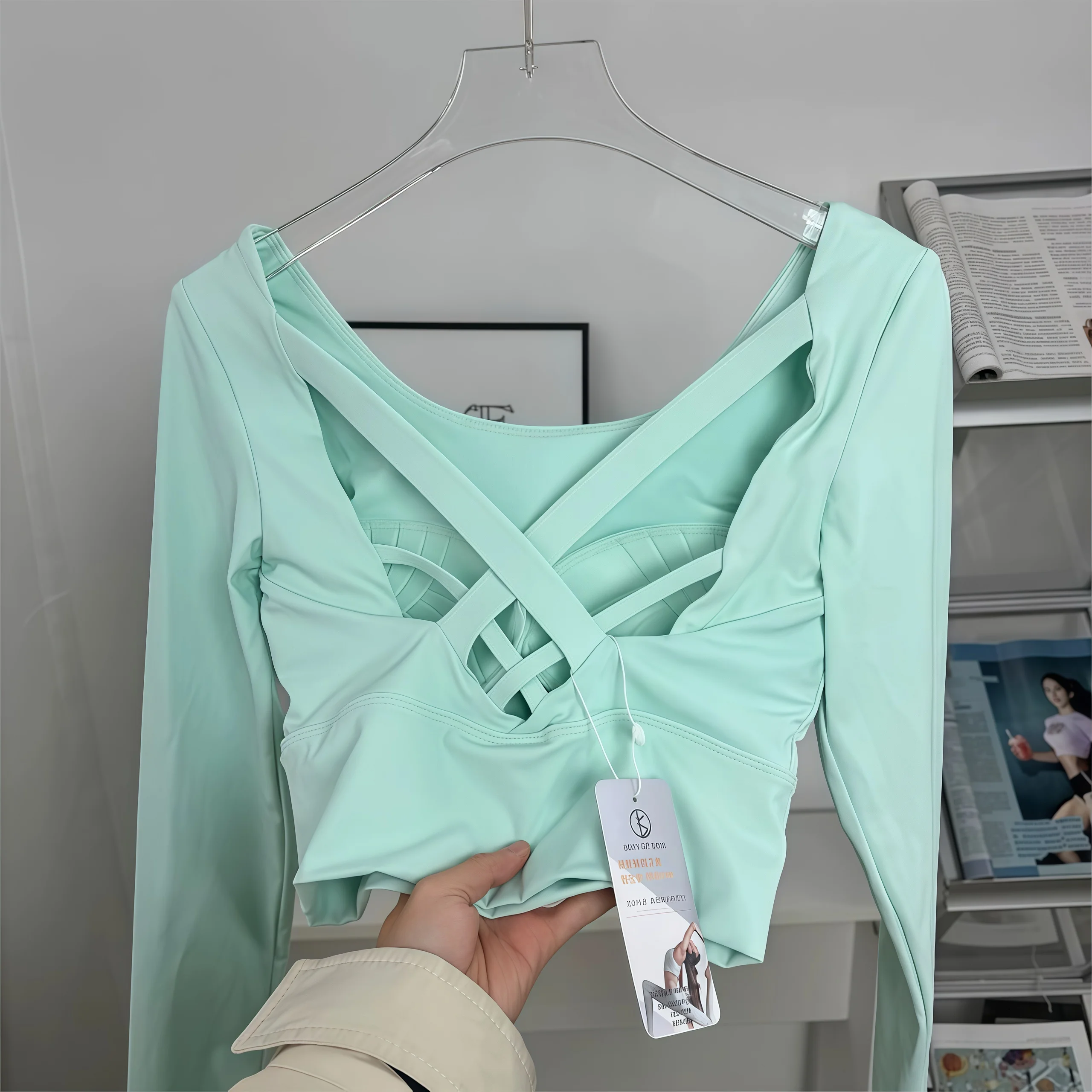 Women's Yoga Wear Long-Sleeve Fixed Bra Pad Fitness Pilates Running Sports Top Training Apparel