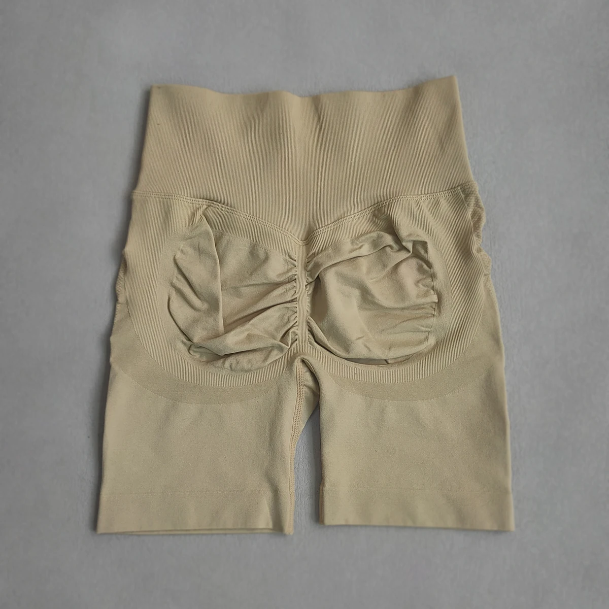 Women Shorts Yoga Fitness Shorts Running Cycling Shorts Breathable Sports Leggings Seamless High Waist Summer Workout Gym Shorts