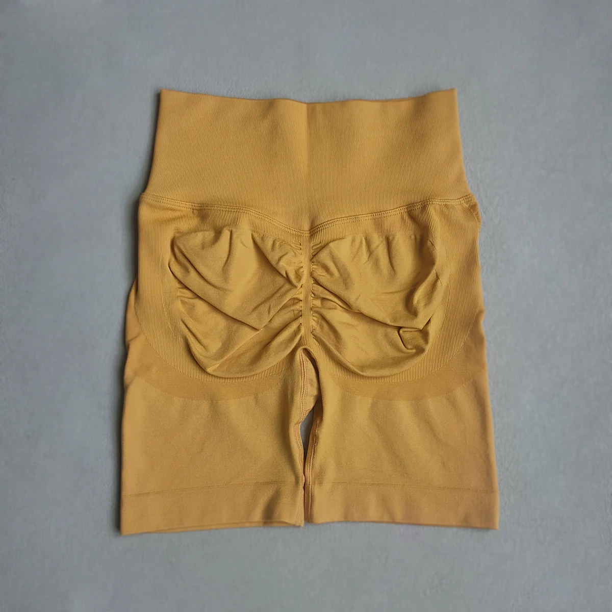 Women Shorts Yoga Fitness Shorts Running Cycling Shorts Breathable Sports Leggings Seamless High Waist Summer Workout Gym Shorts
