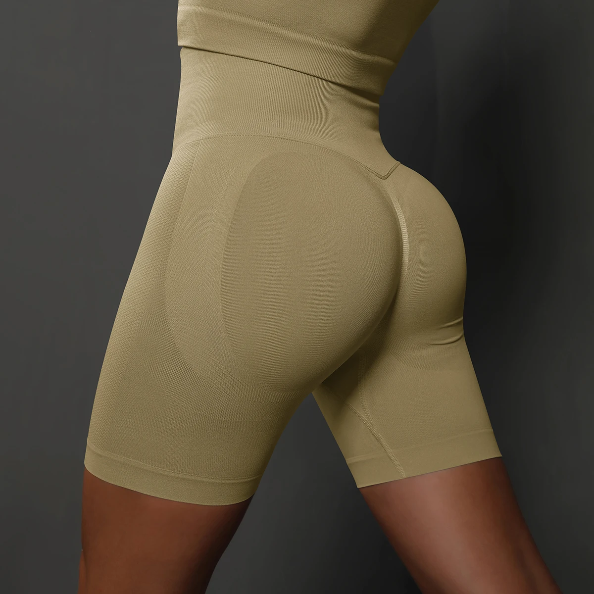 Women Shorts Yoga Fitness Shorts Running Cycling Shorts Breathable Sports Leggings Seamless High Waist Summer Workout Gym Shorts