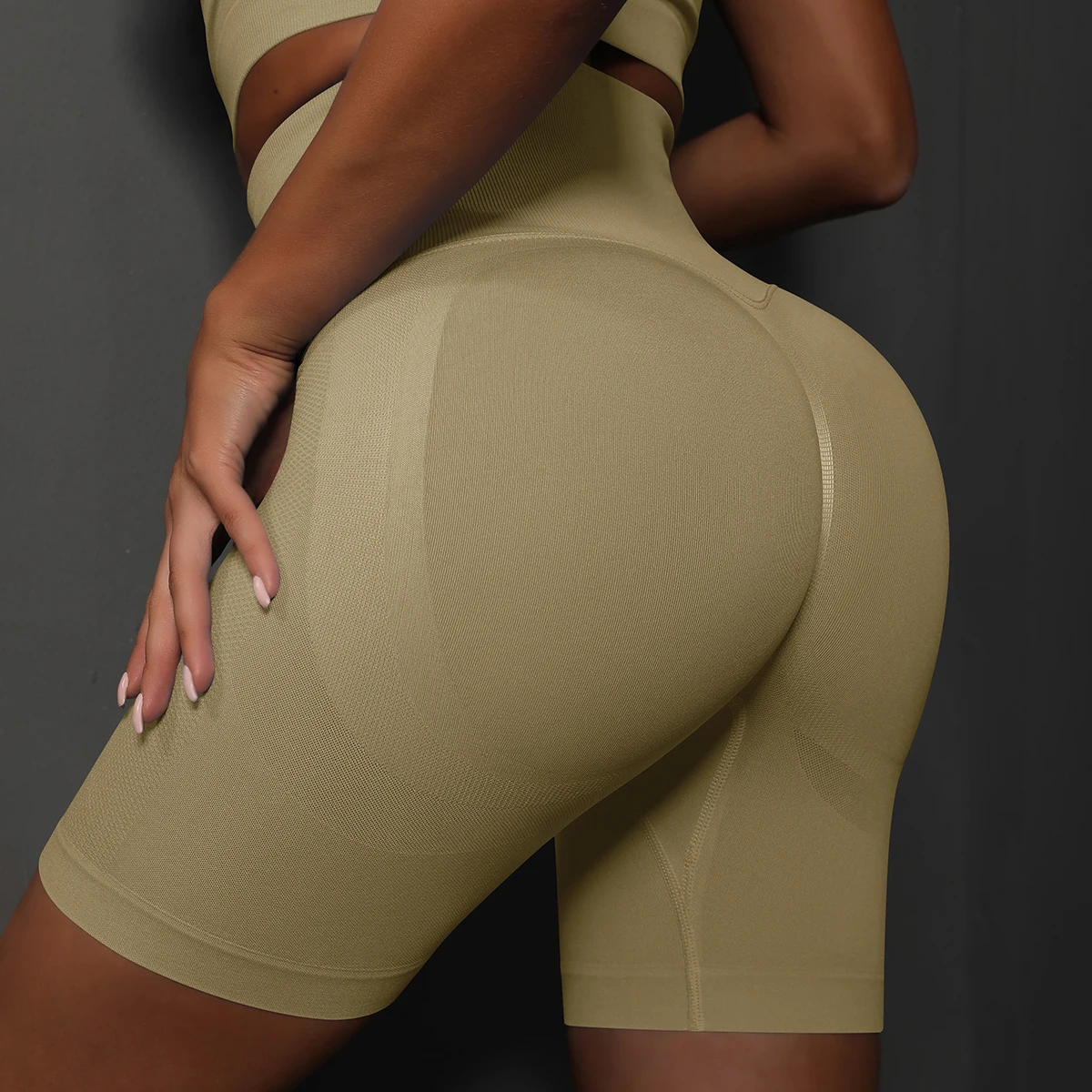 Women Shorts Yoga Fitness Shorts Running Cycling Shorts Breathable Sports Leggings Seamless High Waist Summer Workout Gym Shorts