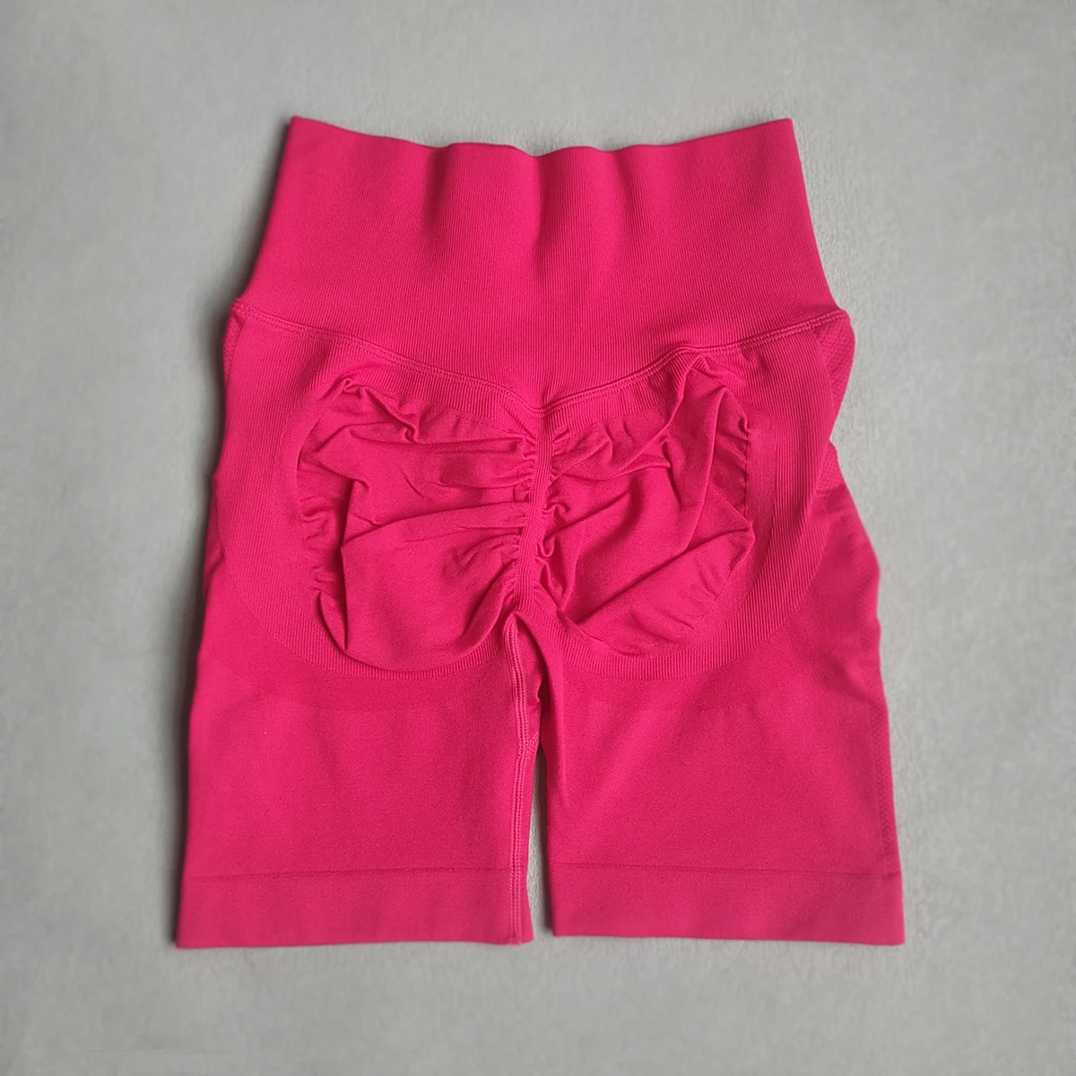 Women Shorts Yoga Fitness Shorts Running Cycling Shorts Breathable Sports Leggings Seamless High Waist Summer Workout Gym Shorts