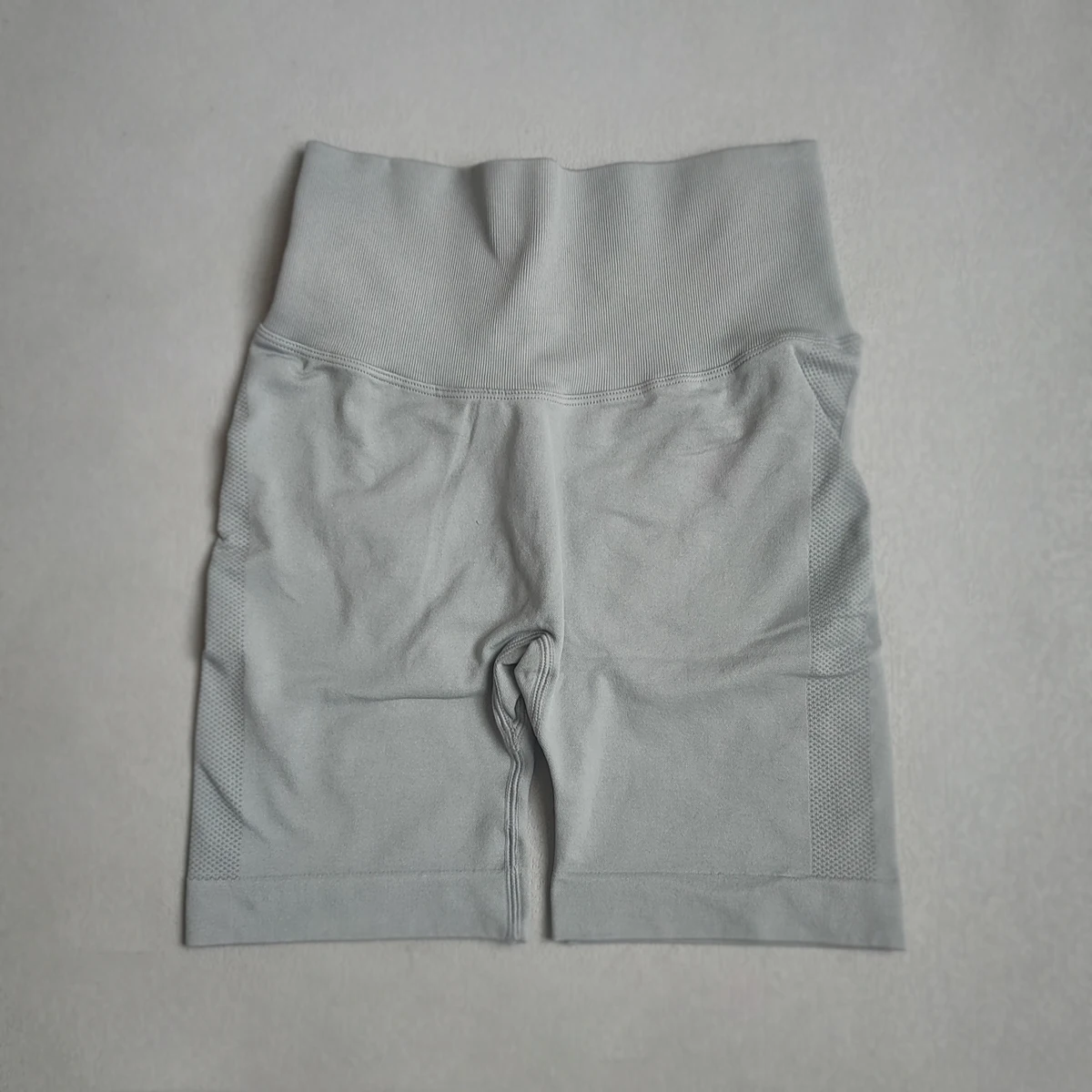 Women Shorts Yoga Fitness Shorts Running Cycling Shorts Breathable Sports Leggings Seamless High Waist Summer Workout Gym Shorts