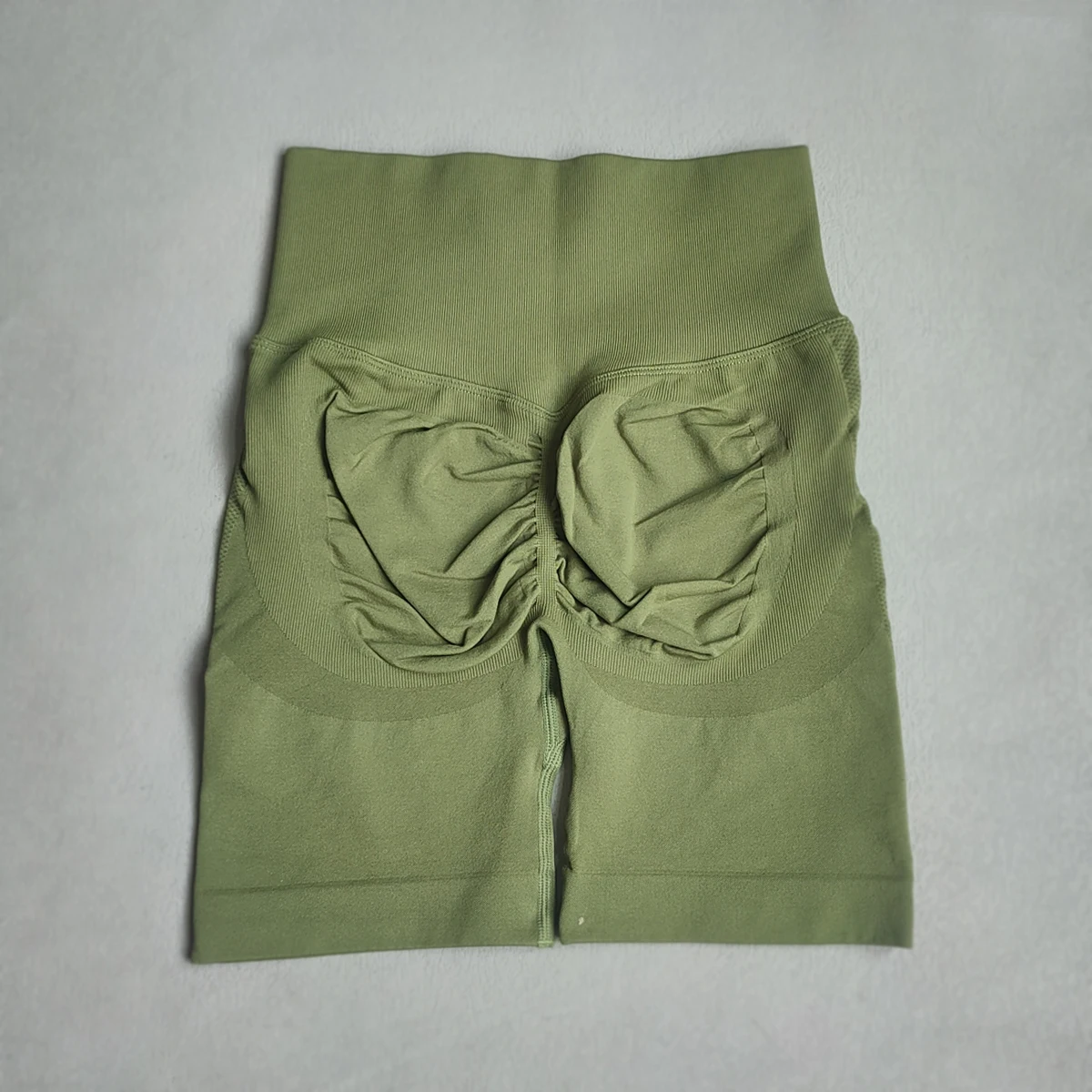 Women Shorts Yoga Fitness Shorts Running Cycling Shorts Breathable Sports Leggings Seamless High Waist Summer Workout Gym Shorts