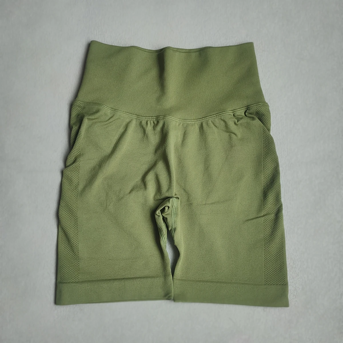 Women Shorts Yoga Fitness Shorts Running Cycling Shorts Breathable Sports Leggings Seamless High Waist Summer Workout Gym Shorts