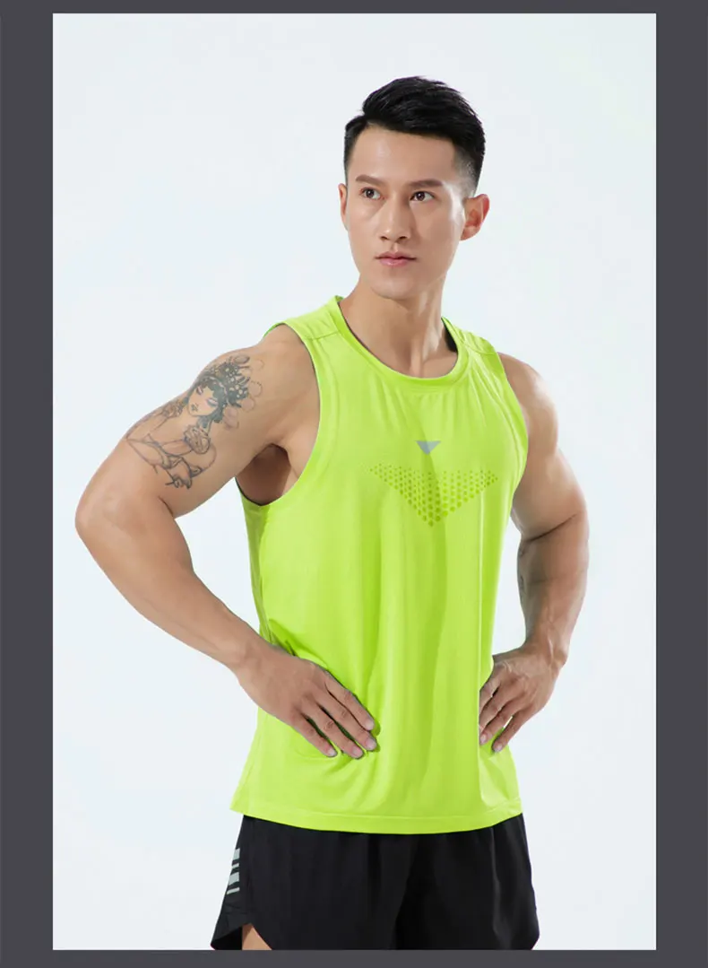 Man Runner Vest Training Bodybuilding Men Sleeveless T-shirts Fitness Clothes Male Sportswear Gym Running Top Outdoor Clothing