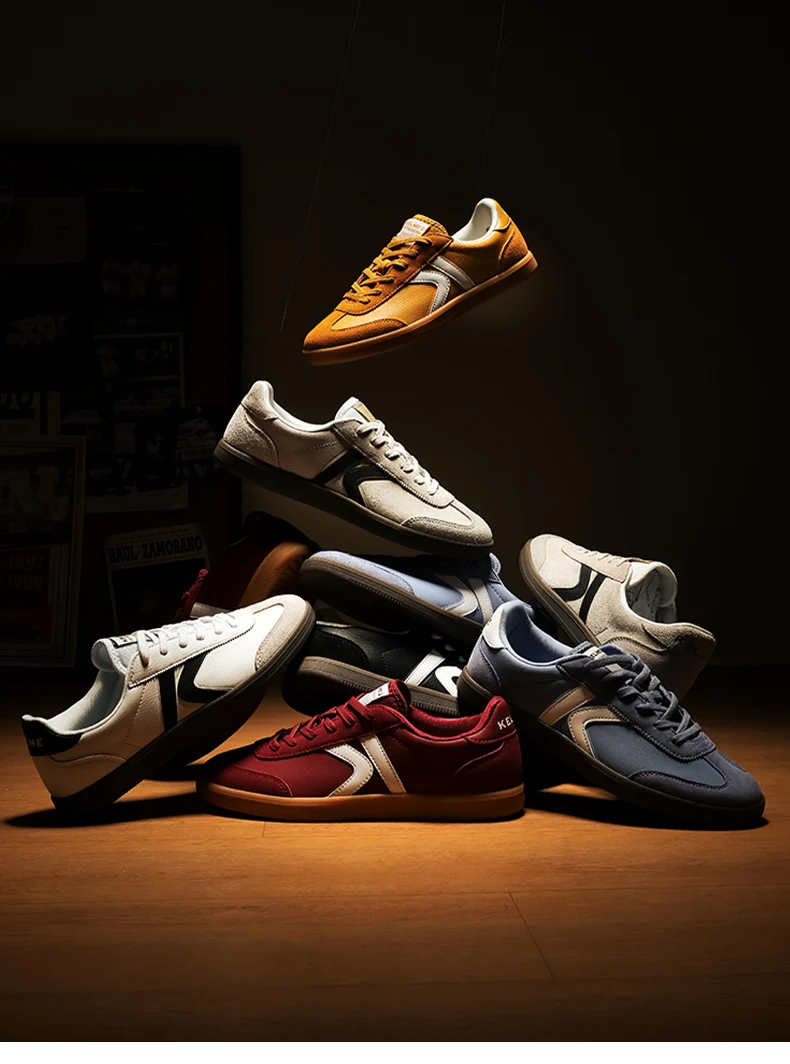 Kelme German Training Shoes Lightweight Retro Sneakers Comfortable Casual Shoes Outdoor Sports Fitness Running White Shoes