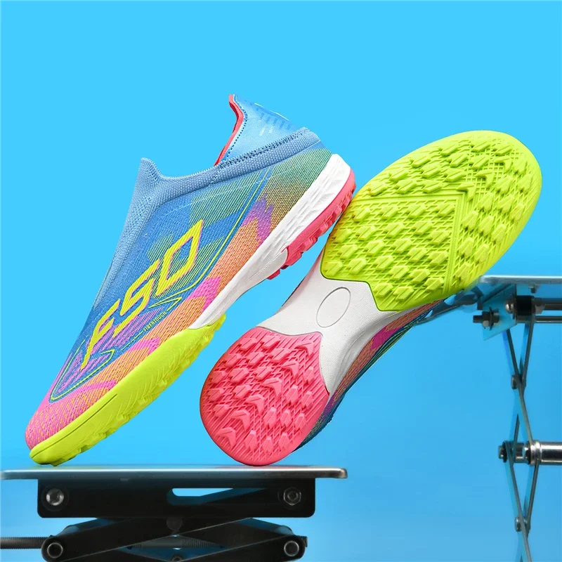 New Men's Soccer Shoes Grass Adult Fg Turf Futsal Comfortable Football Boots Ultralight Sport Indoor Non-Slip Training Cleats