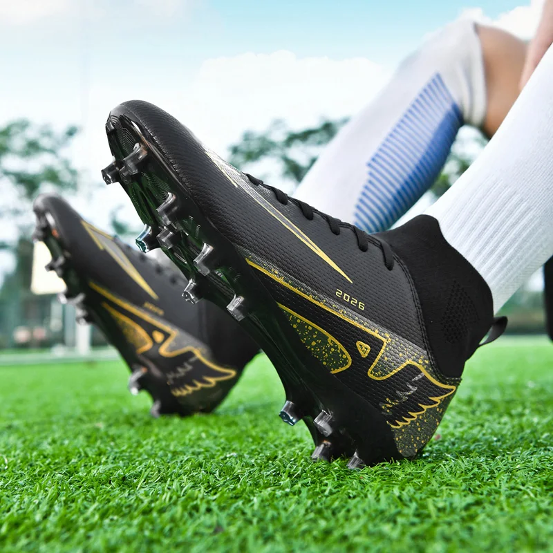 New Men Football Boots Outdoor High-quality Soccer Shoes Ultralight Indoor High Ankle Non-Slip Sports Shoes Futsal Non-Slip