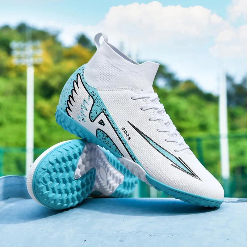New Men Football Boots Outdoor High-quality Soccer Shoes Ultralight Indoor High Ankle Non-Slip Sports Shoes Futsal Non-Slip