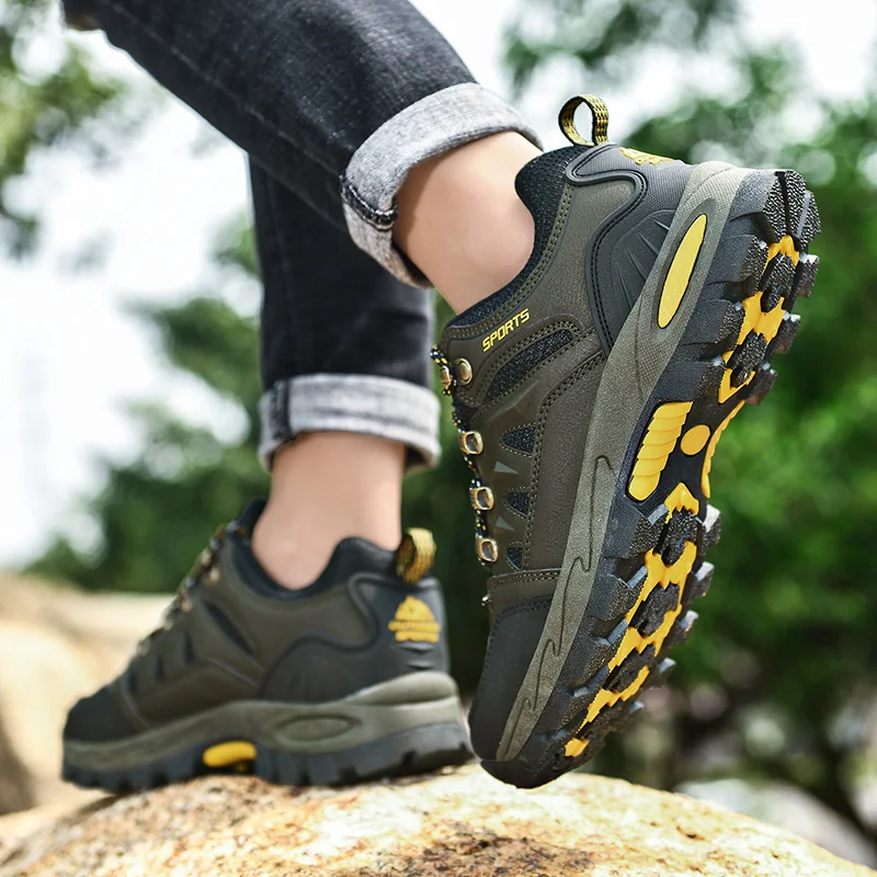 HIKEUP Autumn And Winter Outdoor Hiking Shoes Men Women Sneakers Couple Models High Quality Leather Sport Men Trekking Plus Size