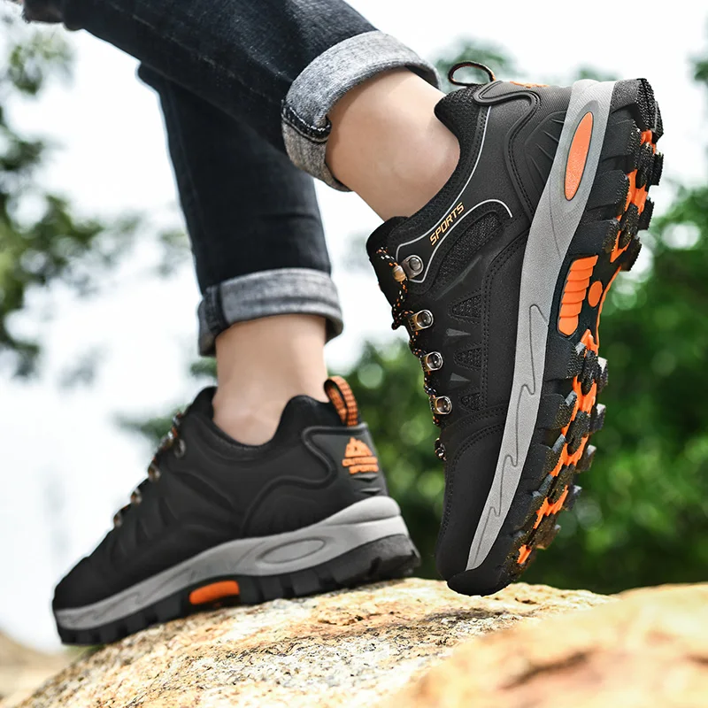 HIKEUP Autumn And Winter Outdoor Hiking Shoes Men Women Sneakers Couple Models High Quality Leather Sport Men Trekking Plus Size