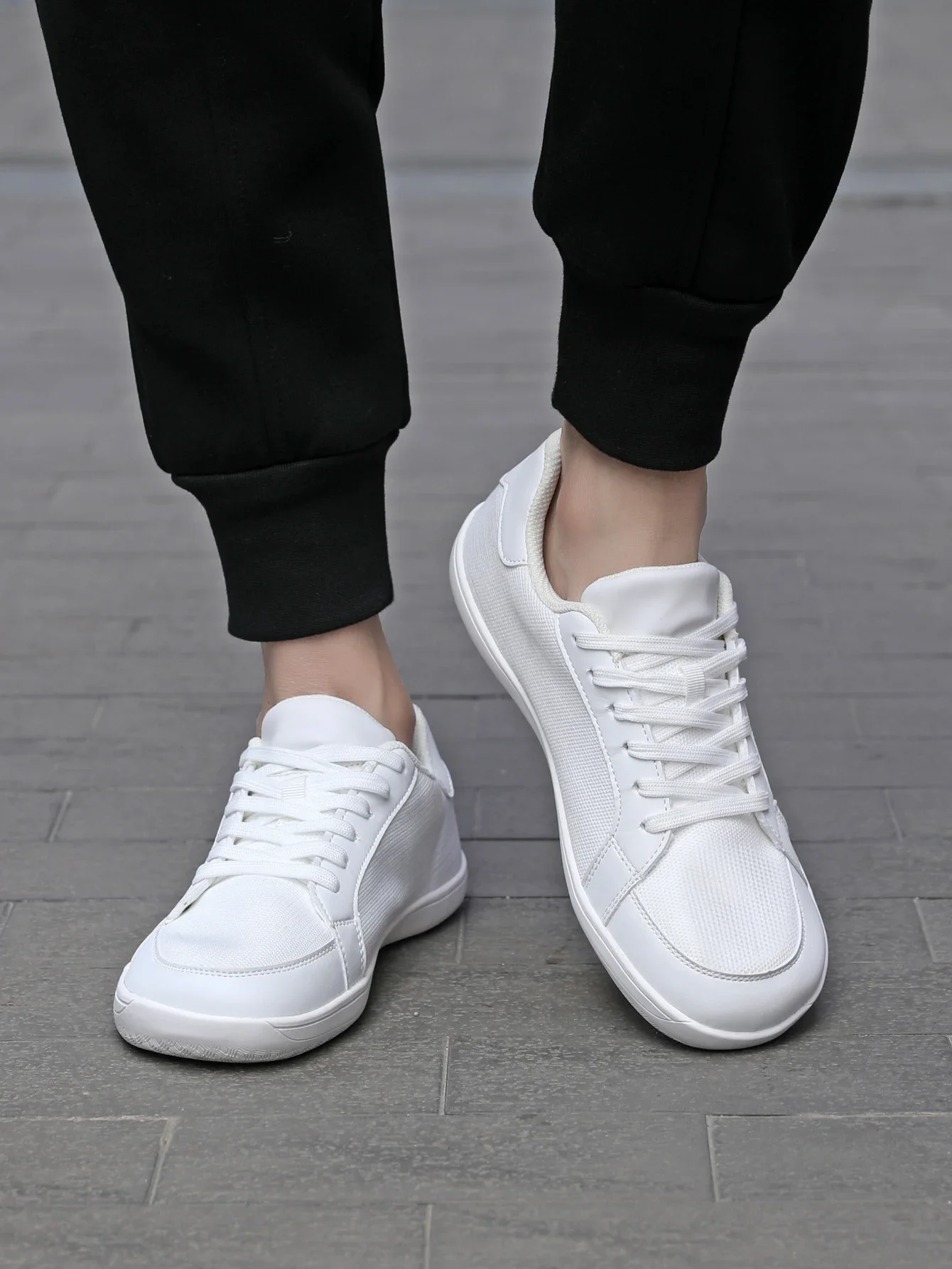 Wide Toe Casual Shoes for Men and Women Barefoot Soft Sole Flats Non Slip Walking Footwear Plus Size Comfortable