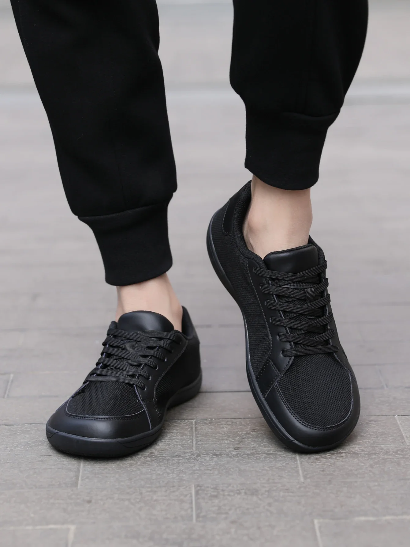 Wide Toe Casual Shoes for Men and Women Barefoot Soft Sole Flats Non Slip Walking Footwear Plus Size Comfortable