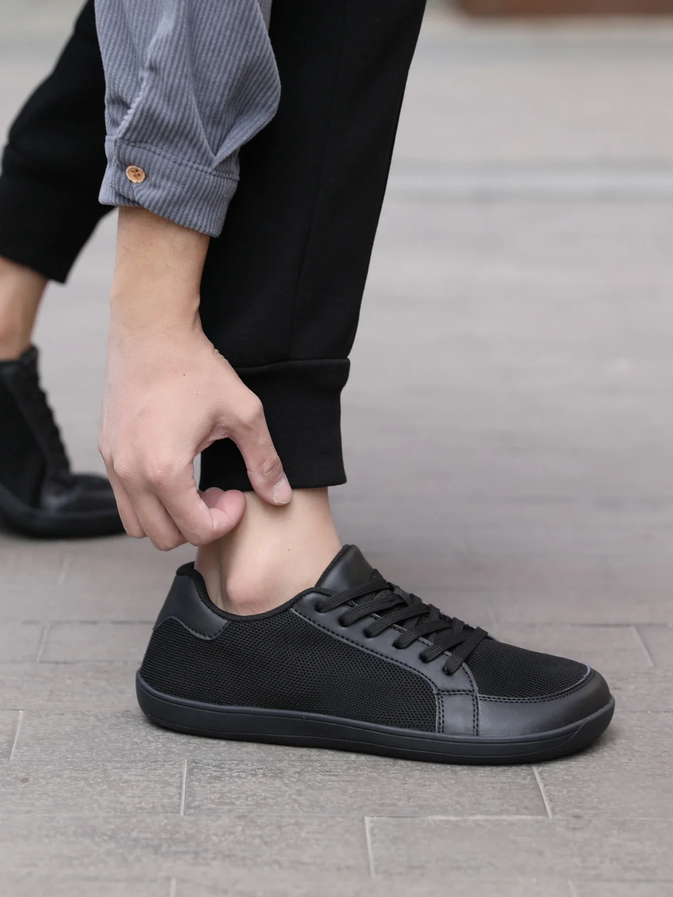 Wide Toe Casual Shoes for Men and Women Barefoot Soft Sole Flats Non Slip Walking Footwear Plus Size Comfortable