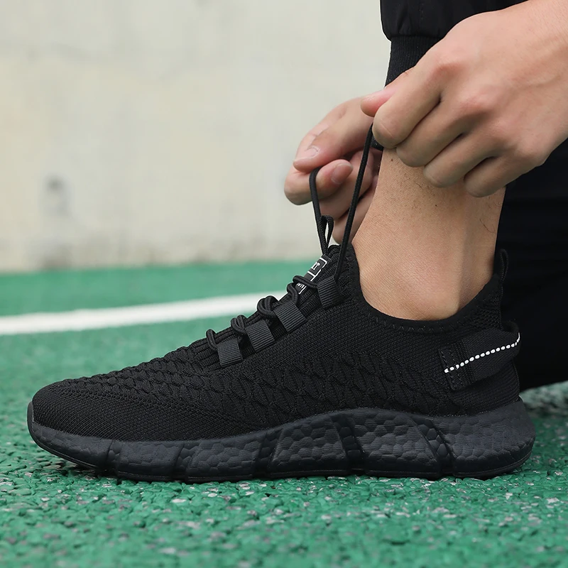 Hot Sports Fashion Men's Sneakers Breathable Lightweight Running Shoes 2025 New Men Women Casual Walking Sneakers Tenis Feminino