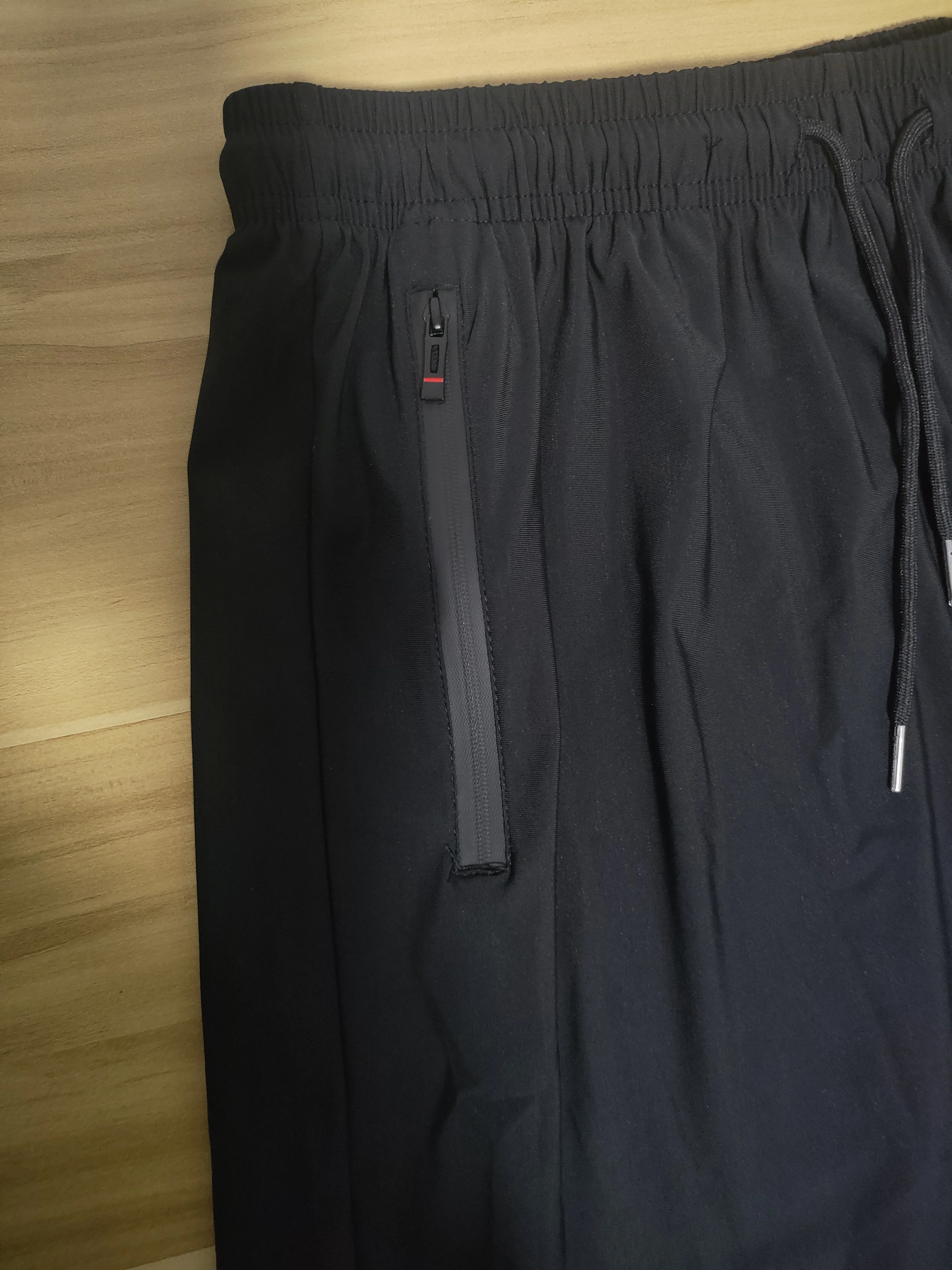 High Quality Men's Running Sports Shorts Luxury Zip Pocket Four-way Stretch Quick Drying Drapy Bottoms Loose Sportswear Summer