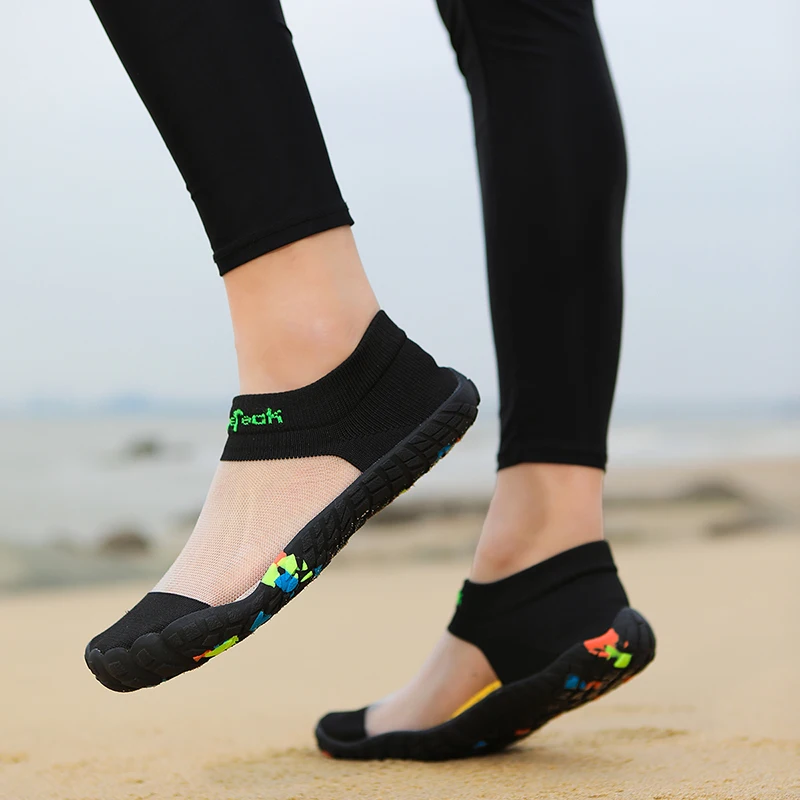 New Beach Shoes for Men and Women, Summer Non-Slip Diving and Snorkeling Shoes, Seaside Beach Barefoot Wading Shoes, Fitness Shoes
