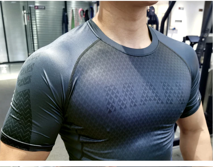 Men Compression T-shirt Male Sporting Skinny Tee Shirt Homme Gyms Running Tight Sweatshirts Fitness Sports Rashguard Plus Size