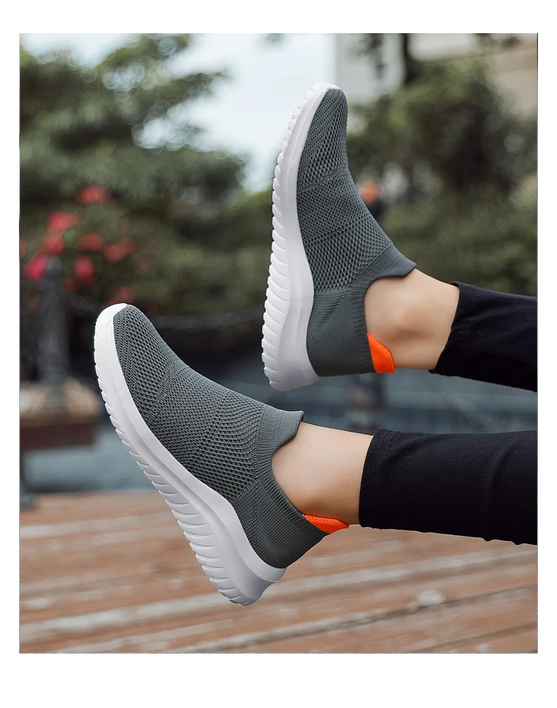 Men Shoes Fashion Casual Flats Vulcanize Shoes Male Outdoor Walking Sneakers Men Comfortable Classical Shoes Black Size 39-47