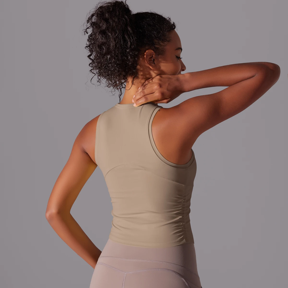 Sleeveless Yoga Vest Slim Sportswear Stretchy Slim Sports Bra Breathable Pleated Tank Top Quick Dry Fitness Wear Sexy Slim Top