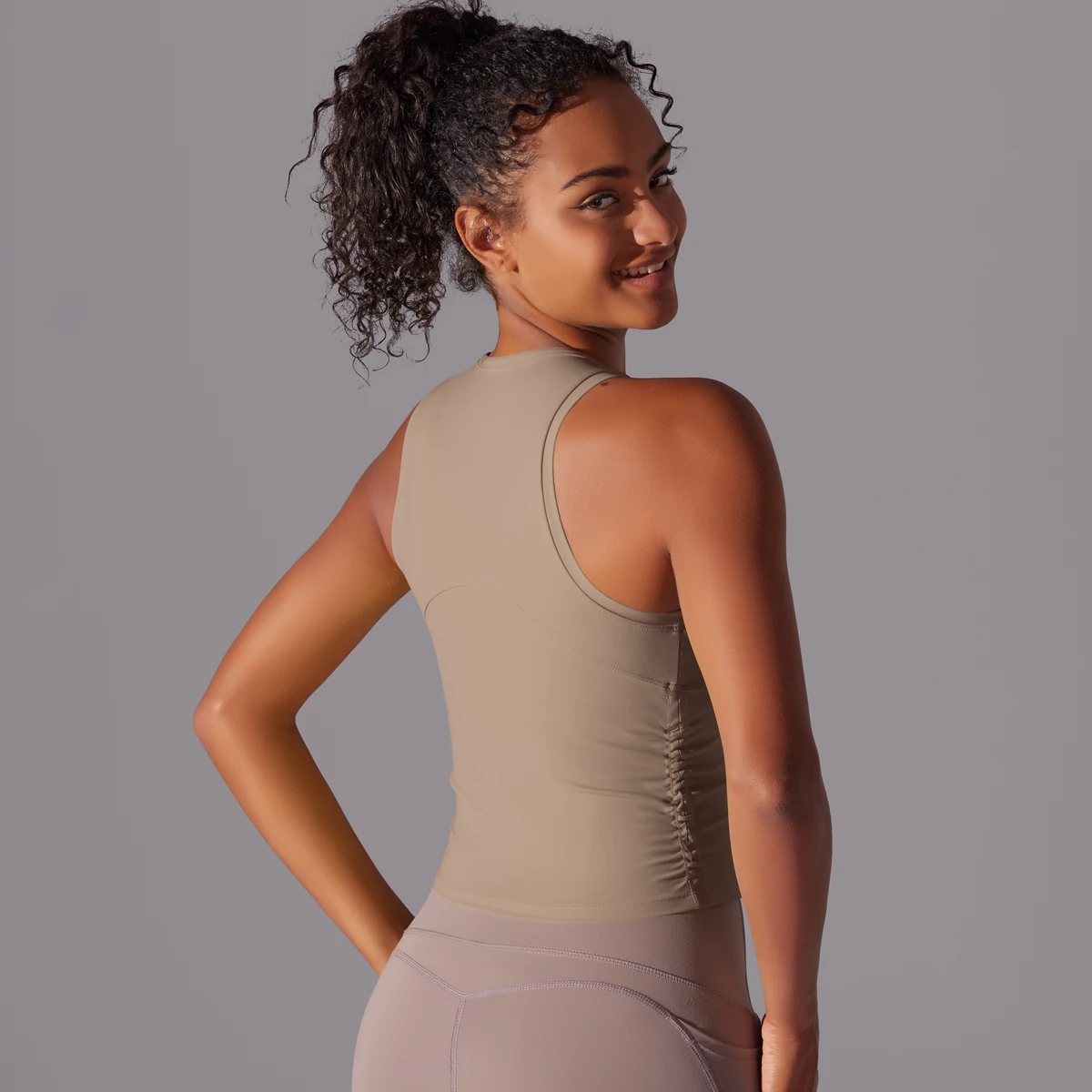 Sleeveless Yoga Vest Slim Sportswear Stretchy Slim Sports Bra Breathable Pleated Tank Top Quick Dry Fitness Wear Sexy Slim Top