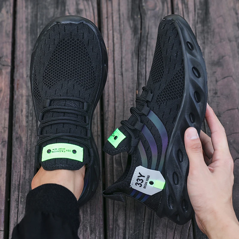 Men's Mesh Running Shoes Breathable Lightweight Sneakers Outdoor Mesh Black Running Shoes Athletic Jogging Tenis Walking Shoes