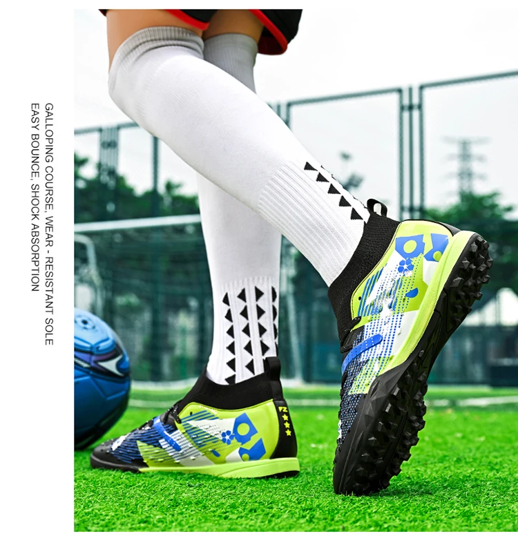 New Men Soccer Shoes High-quality Outdoor High Ankle Ultralight Indoor Football Boots Non-Slip Sports Shoes Futsal Non-Slip