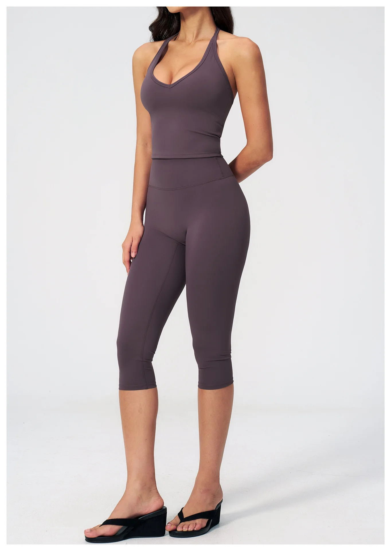 Sports Set Two Pieces Yoga Set Women's Sports Set Quick Drying Short Sleeve Fitness Set Gym Running Slim Capri Pants Sportswear