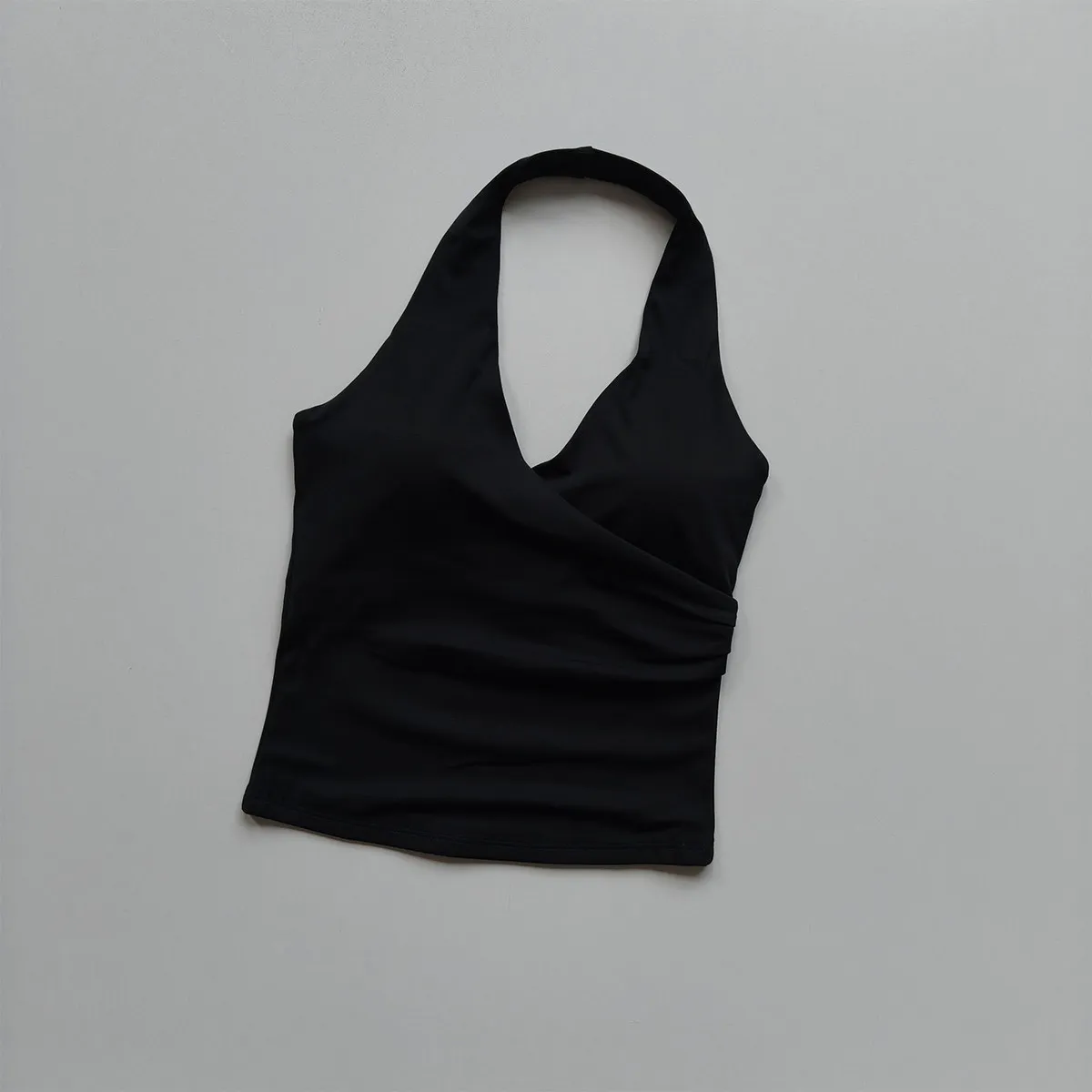 Women's Sexy V-Neck Nude Sports Bra Hanging Neck Breathable Gym Top Active Wear Fitness Yoga Vest Hanging Neck Design Yoga Bra