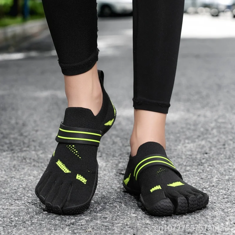 Men Women Five Toe Shoe Professional Hiking Shoes Indoor Yoga Shoe Men Barefoot-Style All-Round Training Non-Slip Fitness Shoe