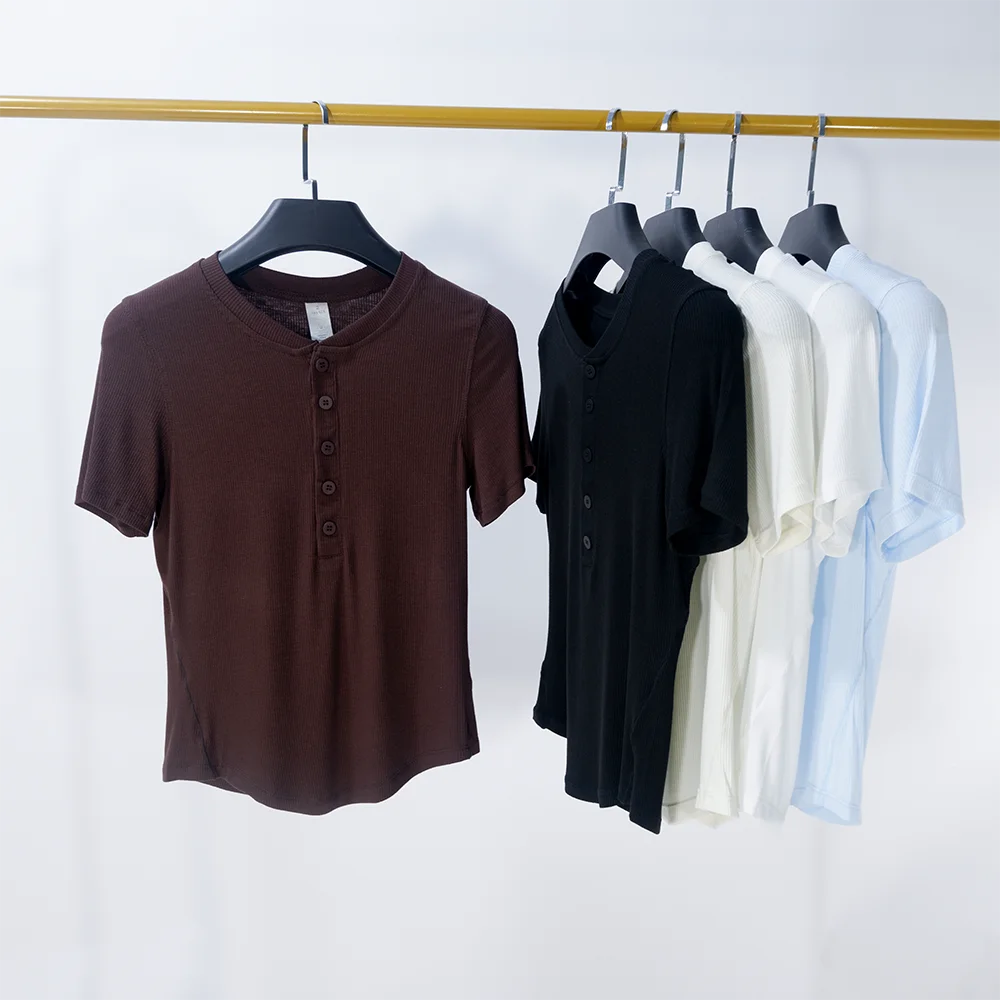 LULU FLORA Henry collar curved hem short sleeved T-shirt short cut slimming top yoga workout