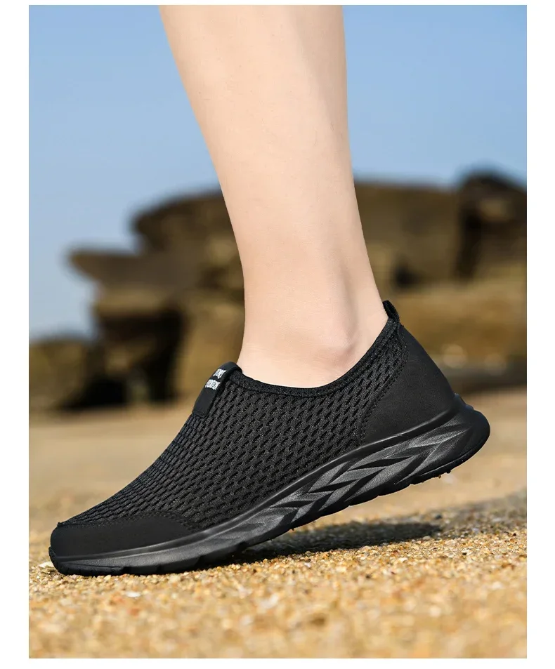 Men Loafers Light Walking Breathable Summer Comfortable Women Casual Shoes Men Sneakers Couple Shoes Plus Size