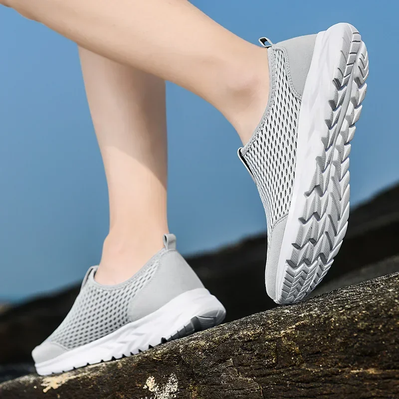 Men Loafers Light Walking Breathable Summer Comfortable Women Casual Shoes Men Sneakers Couple Shoes Plus Size