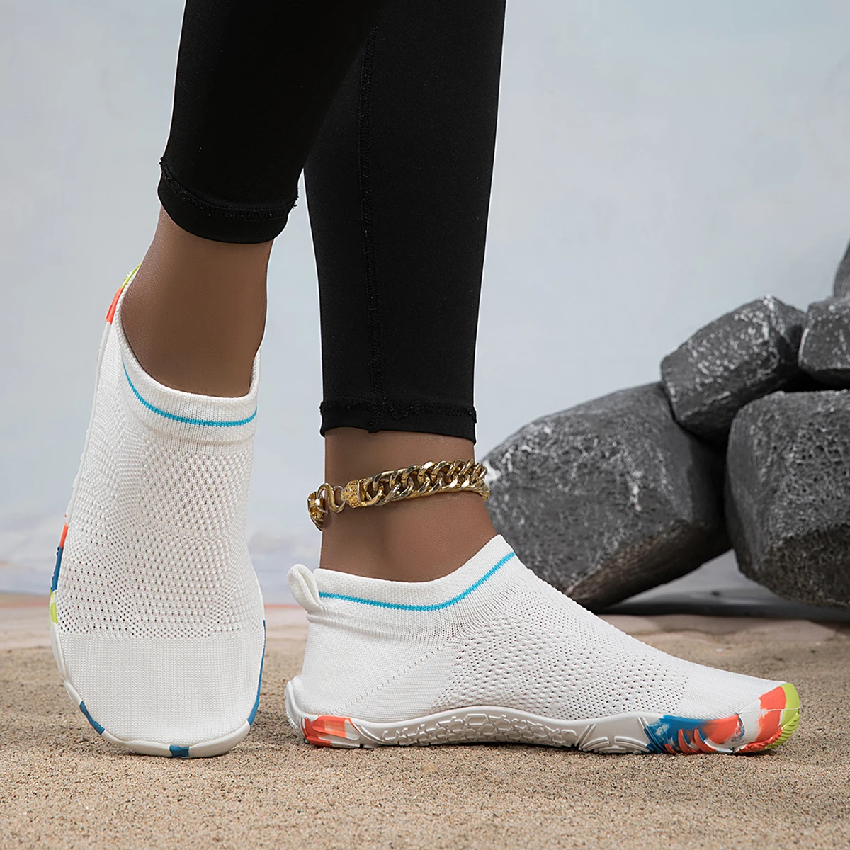 Unisex Barefoot Water Shoes Anti-Slip Quick-Drying Outdoor Beach Wading Swimming Aqua Shoe Outdoor Activities Surfing Sneakers
