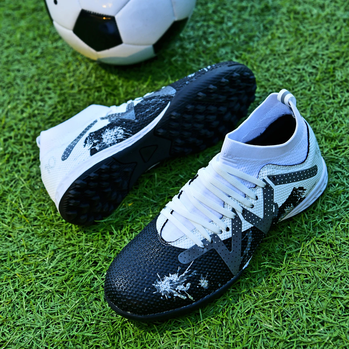Men TF Turf Soccer Shoes, Breathable PU Upper Anti-slip Rubber Cleats, Adult Football Sneakers for Artificial Grass Training