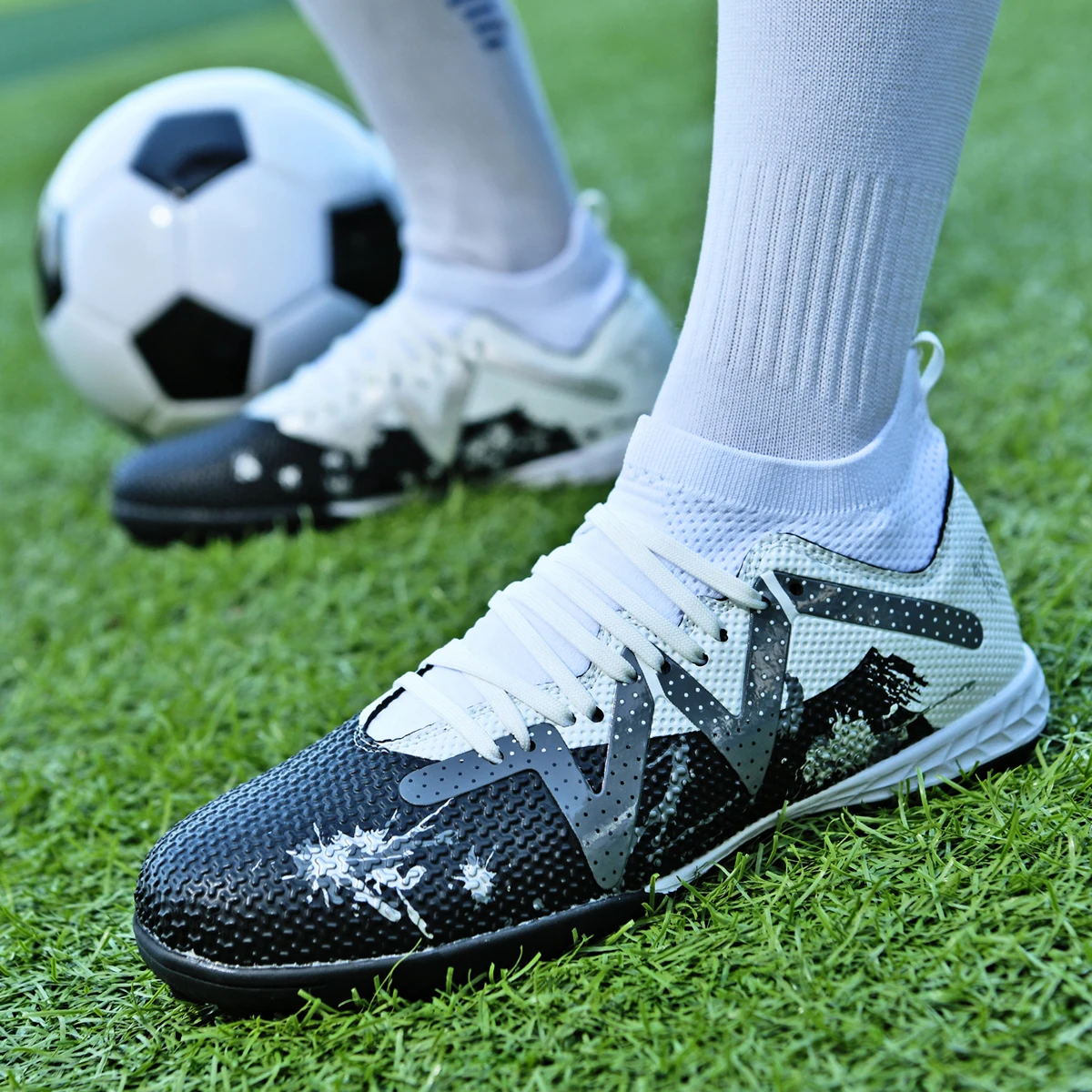 Men TF Turf Soccer Shoes, Breathable PU Upper Anti-slip Rubber Cleats, Adult Football Sneakers for Artificial Grass Training