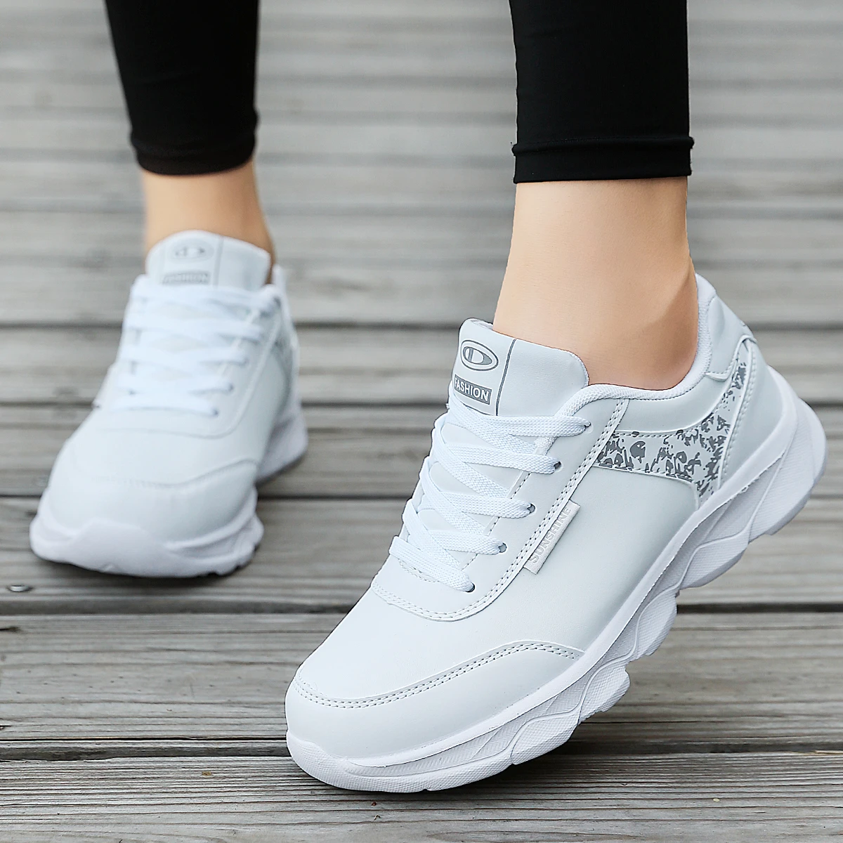 Women's Lightweight Lace-Up Casual Running Shoes, All Season Sneakers for Students Work Travel Outdoor Sports