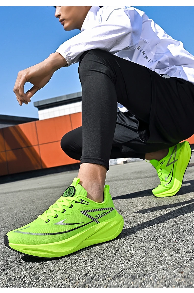 Women‘s Carbon Plate Running Shoes Men's Marathon Sneakers Casual Speciality Lightweight Athletic Nonskid Sneakers