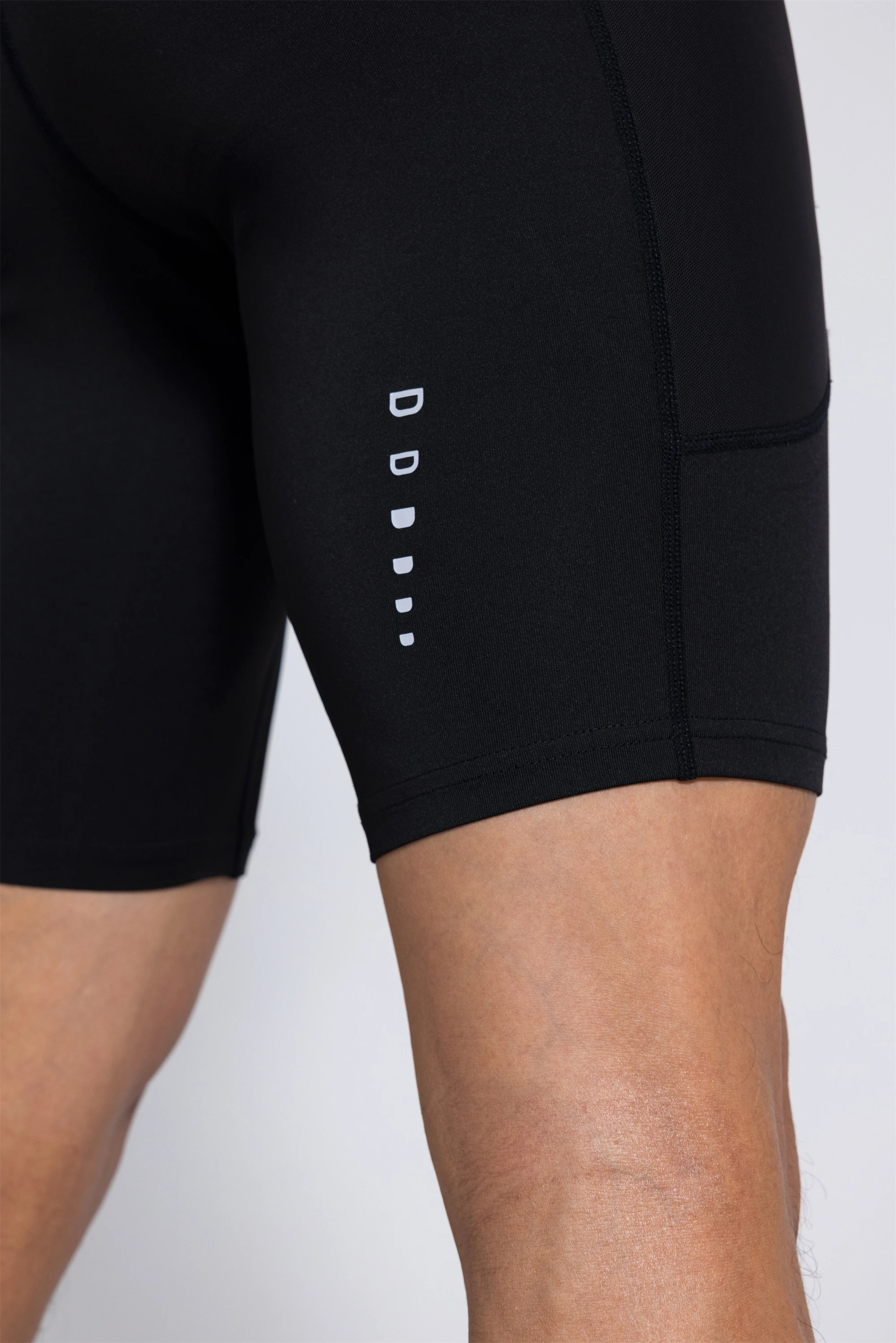 Men Women Yoga Running Shorts Pockets Outdoor Sports Half Pants Tights Exercise Fitness Gym Cycling Shorts Leggings Quick Drying