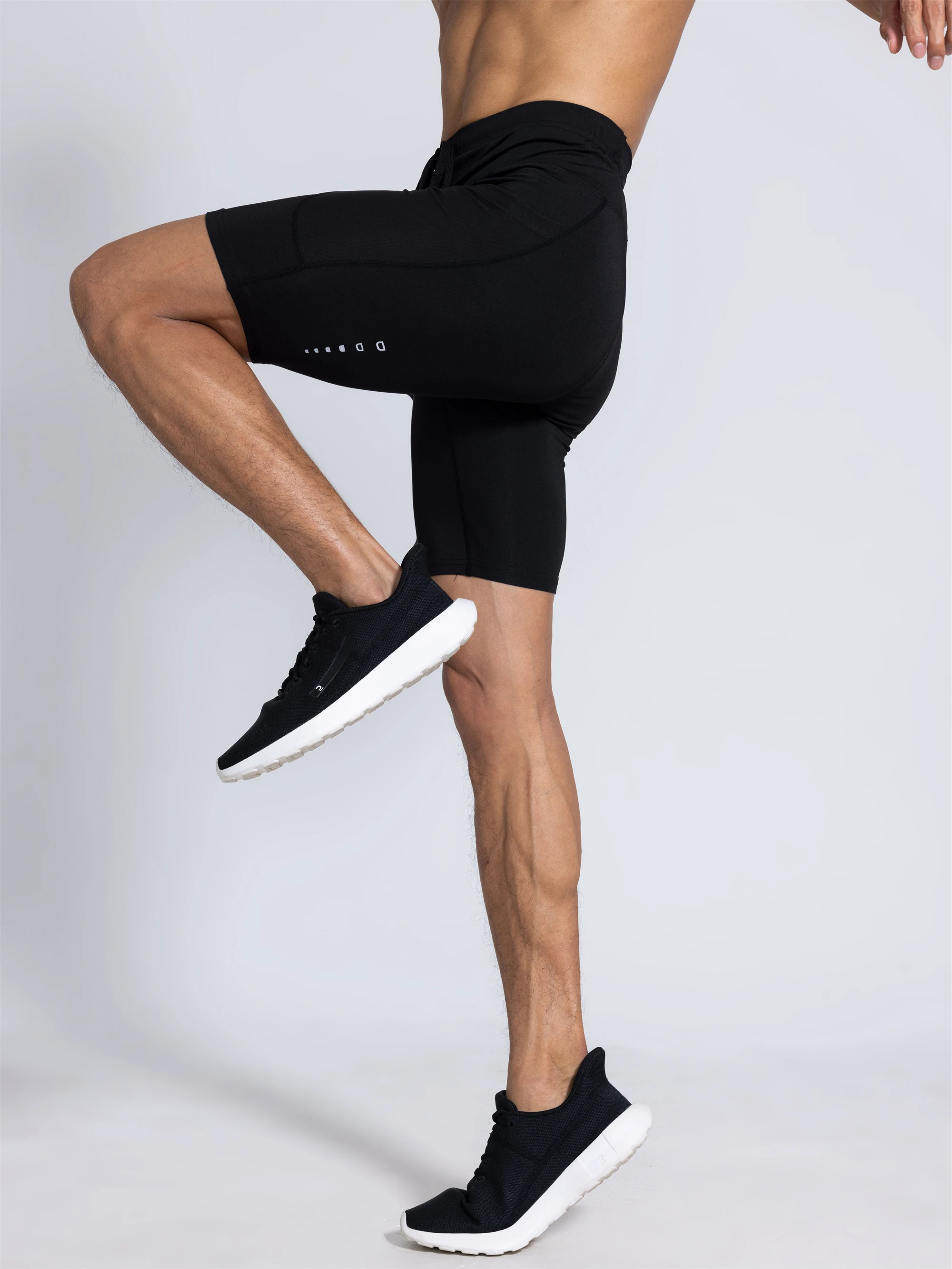 Men Women Yoga Running Shorts Pockets Outdoor Sports Half Pants Tights Exercise Fitness Gym Cycling Shorts Leggings Quick Drying