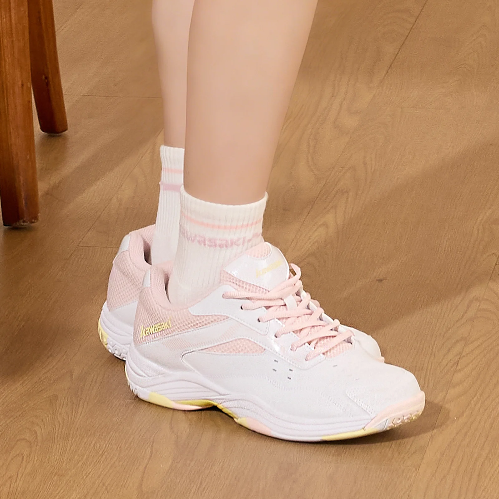 Kawasaki Mens Badminton Shoes Professional Sports Shoes for Women Breathable Indoor Court Sneakers K-086