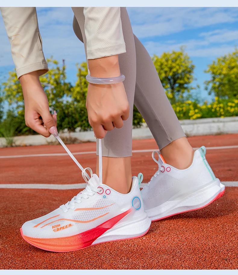 Professional Marathon Men Carbon Board Running Shoes Lightweight Breathable Comfortable Women Stable Support Sprint Sports Shoes
